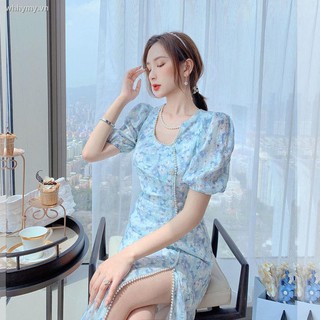 Đầm sườn xám cách tân họa tiết hoa thời trang 2021