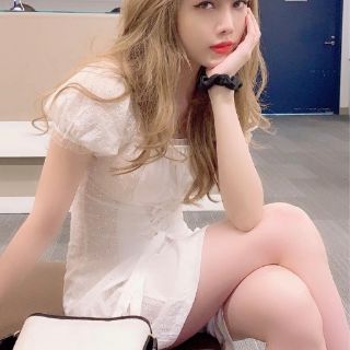 CỘT TÓC VẢI HOT TREND 2 MÀU ĐEN TRẮNG