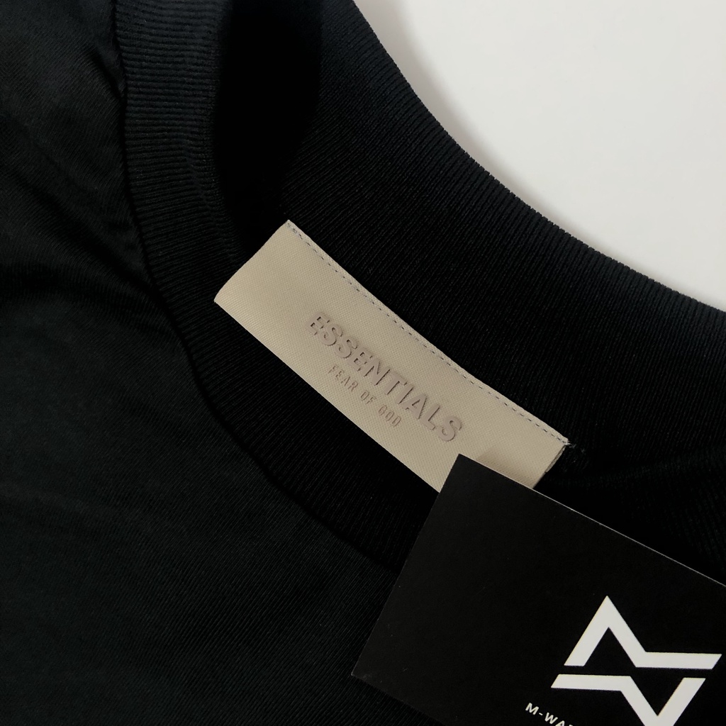 Áo Thun Tee FOG ESSENTIALS Season 2022 - Logo Vải Nhung