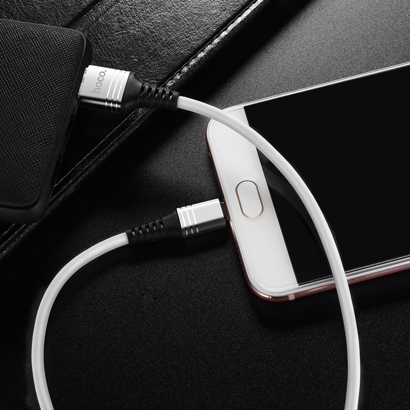 Cáp và truyền dữ liệu Hoco U46 Tricyclic cổng microUSB, QC3.0, điện áp 2A max, dài 1M