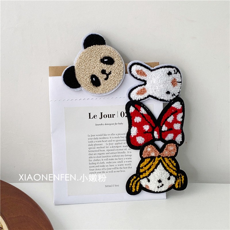 Kẹp tóc hình hoạt họa dành cho bé gái