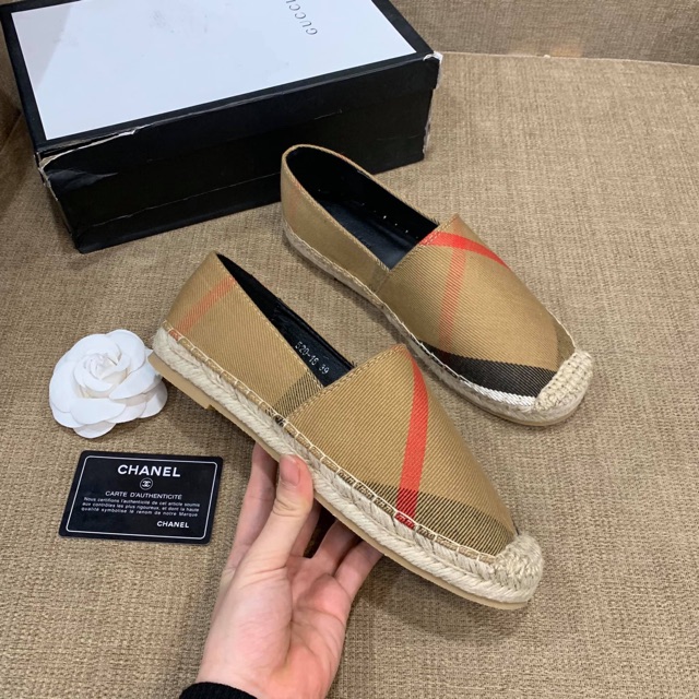 Giày slipon kẻ bbr đế cói fullbox