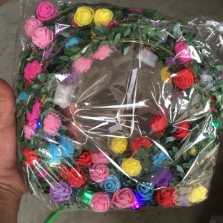 Vòng hoa đội đầu cho bé