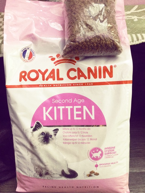 Hạt thức ăn mèo royal kitten2 kg túi zip