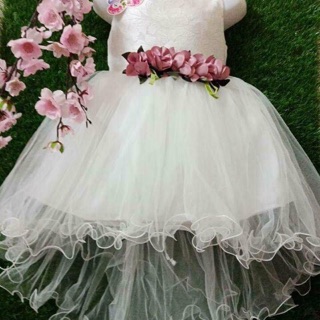 Váy công chúa sát nách cho bé gái ảnh thật