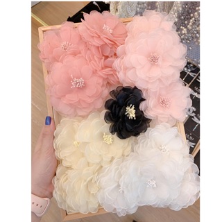 Hoa cài áo thiết kế