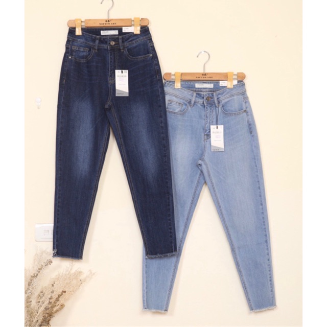 [XẢ] quần jean nữ vnxk  tua rua gấu, dáng boyfriend dài 9 tấc chất jeans co dãn mặc cực thoải mái và không kén dáng