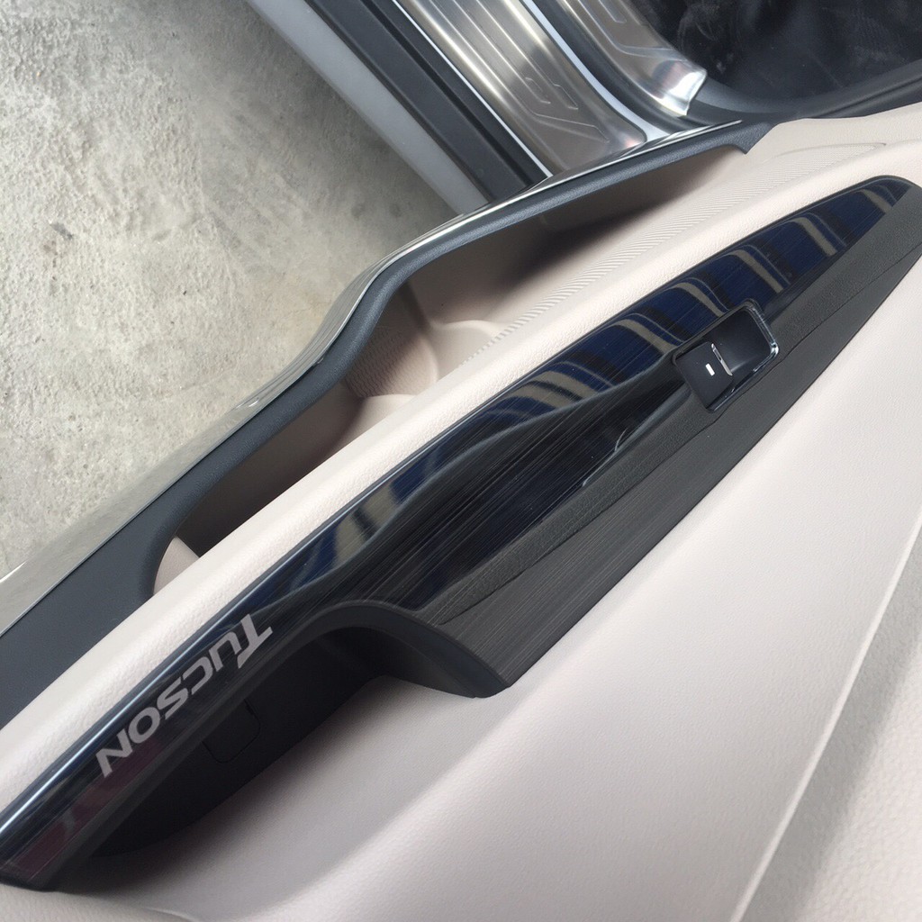 Ốp Nội Thất Tucson 2016 đến 2021 Mẫu Titan - 5 Chi tiết