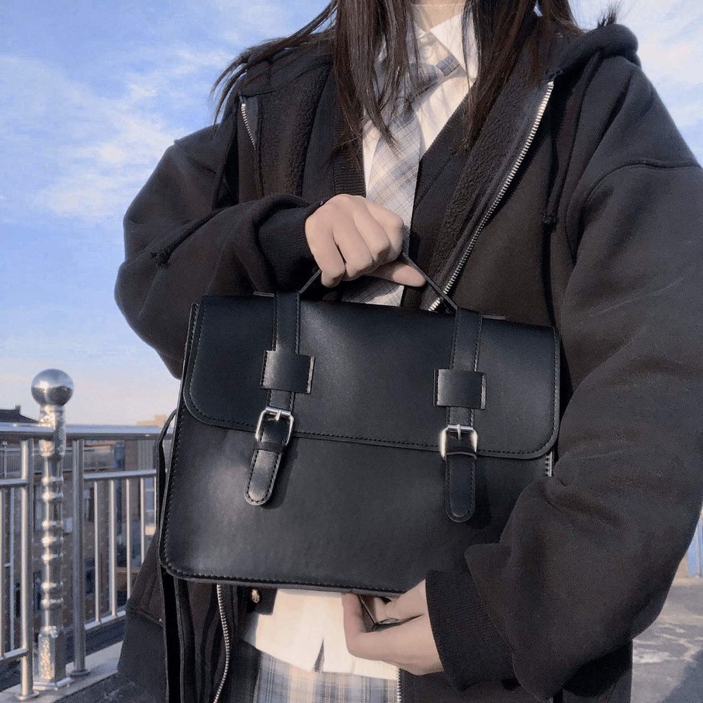 Túi Đeo Chéo Phong Cách Mới 2022 Kích Thước Lớn Phong Cách Preppy Cổ Điển Cho Nữ