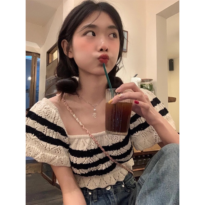 MS720 Áo len nữ croptop kẻ ngang bo eo tay xoè