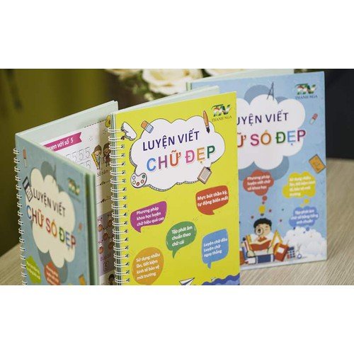 [ Combo 3c Tặng Bút ] Quyển Luyện Tập Viết Chữ Đẹp Tiếng Việt Cho Bé Vào Lớp 1 Tự Bay Màu