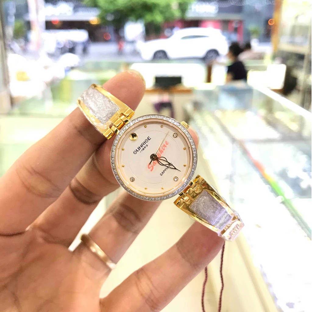 Đồng hồ nữ SUNRISE 9957SA Đính đá sang trọng Kính Sapphire chống xước chống nước tuyệt đối | BigBuy360 - bigbuy360.vn