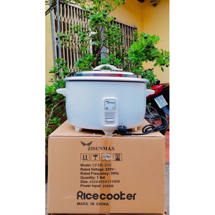 Nồi cơm điện công nghiệp ZISUN CFXB-250 6.6L nấu được 4,5-5,5kg gạo cho 20 người