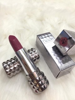 Son thỏi Kat Von D  Studded Kiss Lipstick 