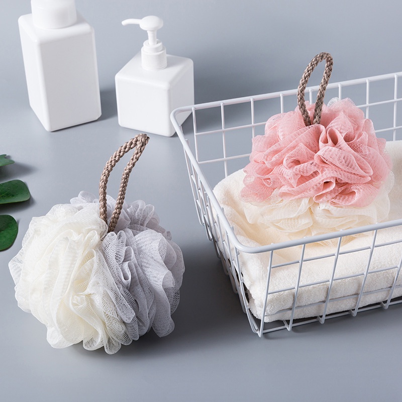 Bông tắm tạo bọt 2 màu Hàn Quốc - Bông tròn vải lưới mềm mịn làm sạch da hiệu quả, không gây đau rát, trầy xước.