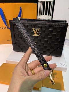 Ví Cầm Tay LV Super (Da Thật)