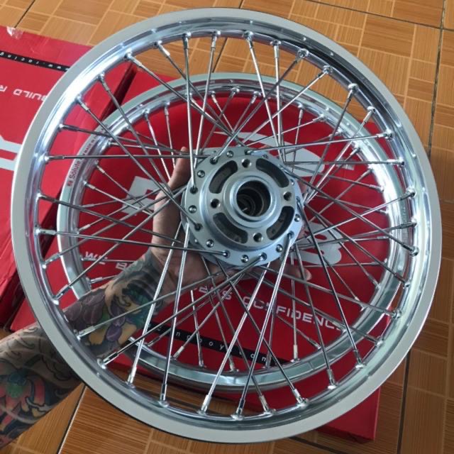 CĐN ya trước đĩa sau đùm dành cho sirius và exciter 2010 gắn như zin nhé ae