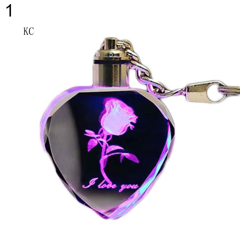 Móc chìa khóa hình trái tim có đèn LED đổi màu độc đáo