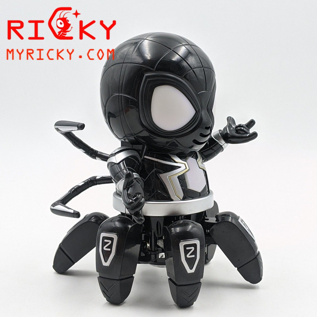 Robot Spider Man biểu diễn theo nhạc