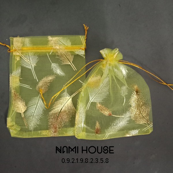 Túi vải voan có dây rút họa tiết lông vũ vàng đẹp độc lạ - namimi house