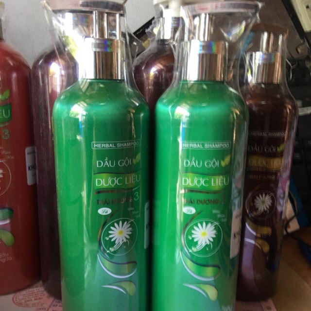 Dầu gội Thái Dương 3  600ml  (màu xanh, màu đỏ)(3 ngày không gàu không ngứa)
