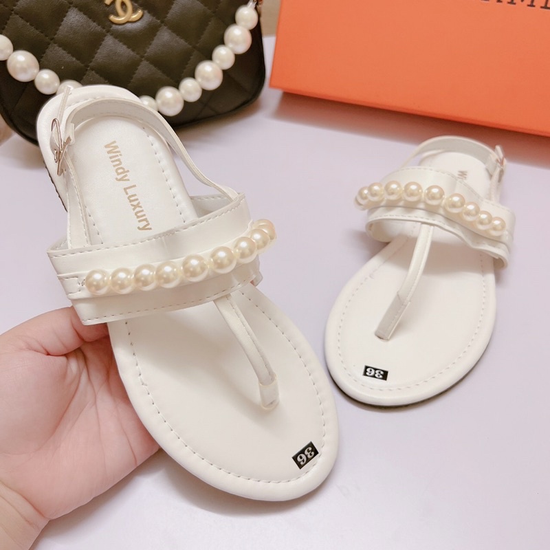 Dép sandal đi biển kẹp ngón quai ngọc nhẹ nhàng nữ tính