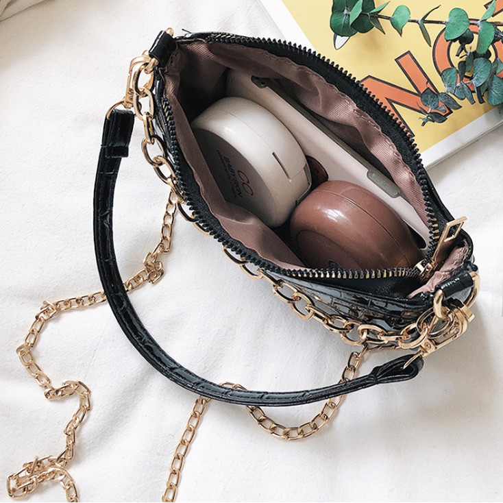 Túi kẹp nách nữ thời trang da cá sấu, túi đeo vai phong cách Ulzzang hiện đại | BigBuy360 - bigbuy360.vn