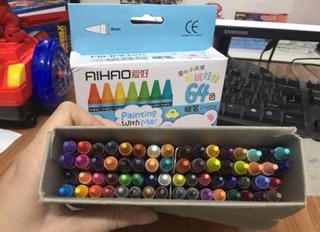 bút sáp 64 cây