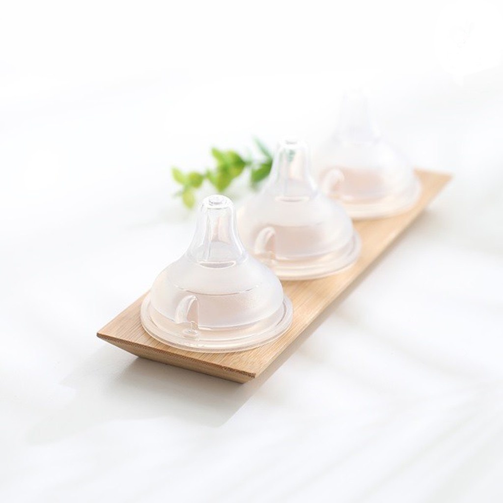 Núm Ti Moyuum Mẫu Mới Đủ Size Không Chứa BPA Độc Hại An Toàn Cho Sức Khỏe Của Trẻ
