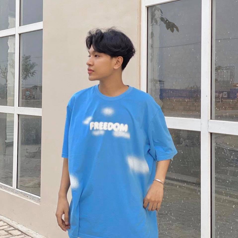 [Mã SKAMCLU7 giảm 10% Tối Đa 50K đơn 0Đ] Áo thun uncover BẦU TRỜI freedom full tag | BigBuy360 - bigbuy360.vn
