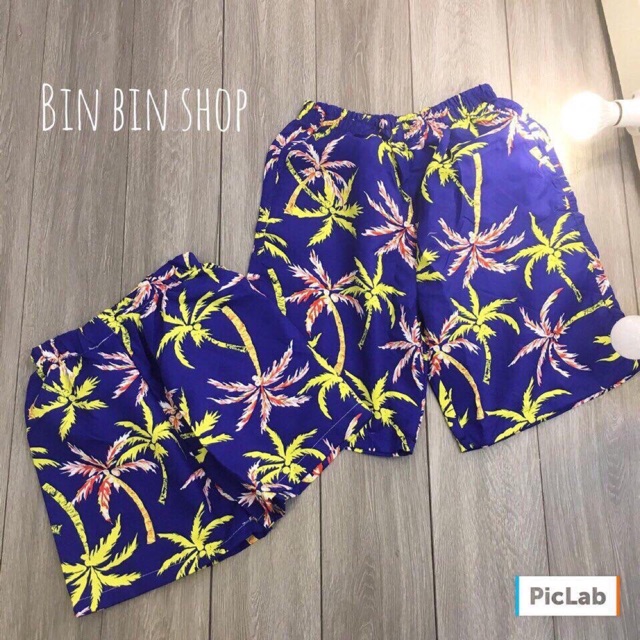 Quần hoa lá cành đi biển