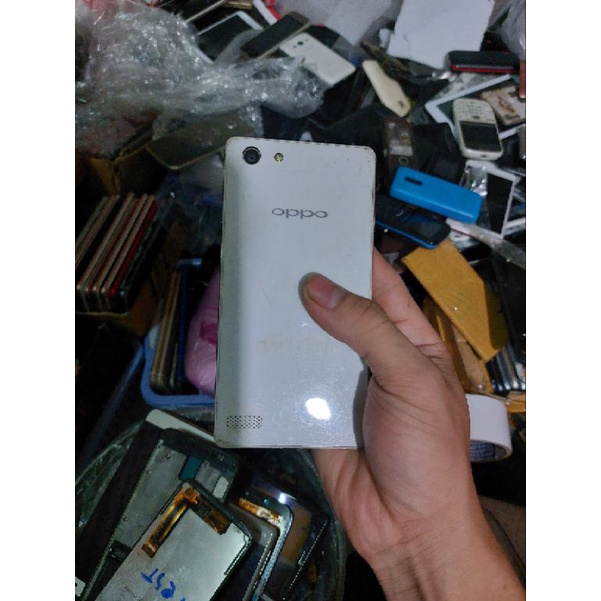 Cụm Oppo Neo 7 bản 16G bsống zin hư màn hình.