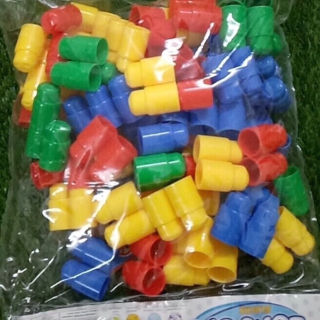 Đồ chơi ghép nút to và bé