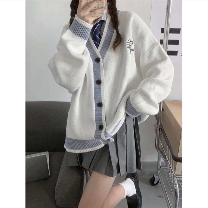 Áo len cardigan hoa dễ thương 🌸