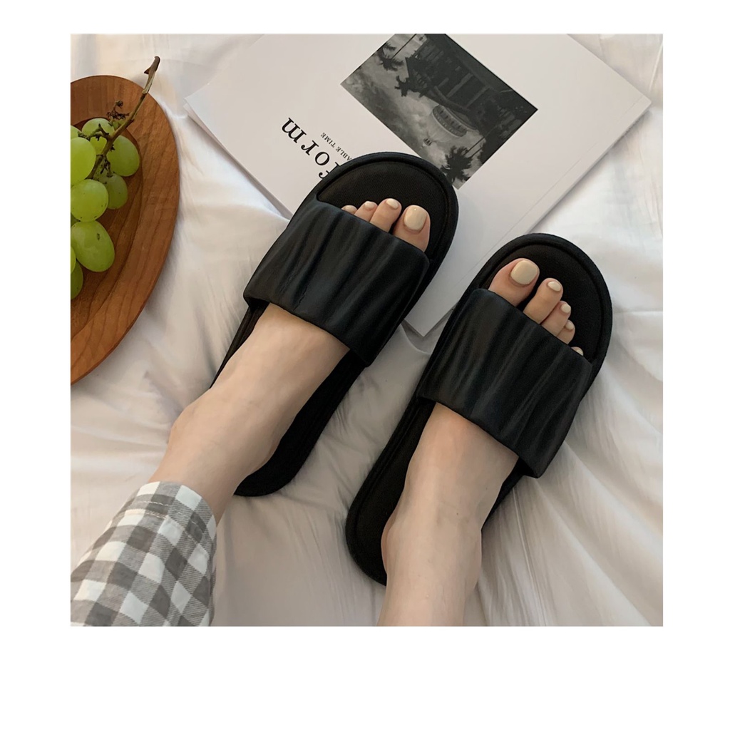 Dép Sandal Đi Trong Nhà Tắm Đế Mềm Khử Mùi Thời Trang Dành Cho Nữ