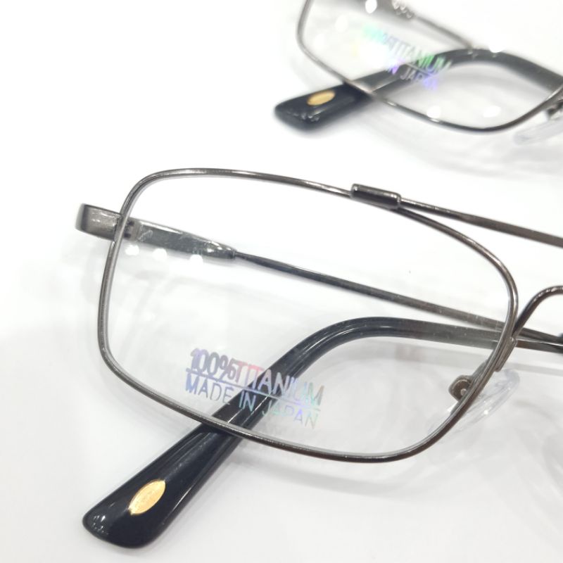 Gọng kính vuông TR90 mã 6205 vành kim loại