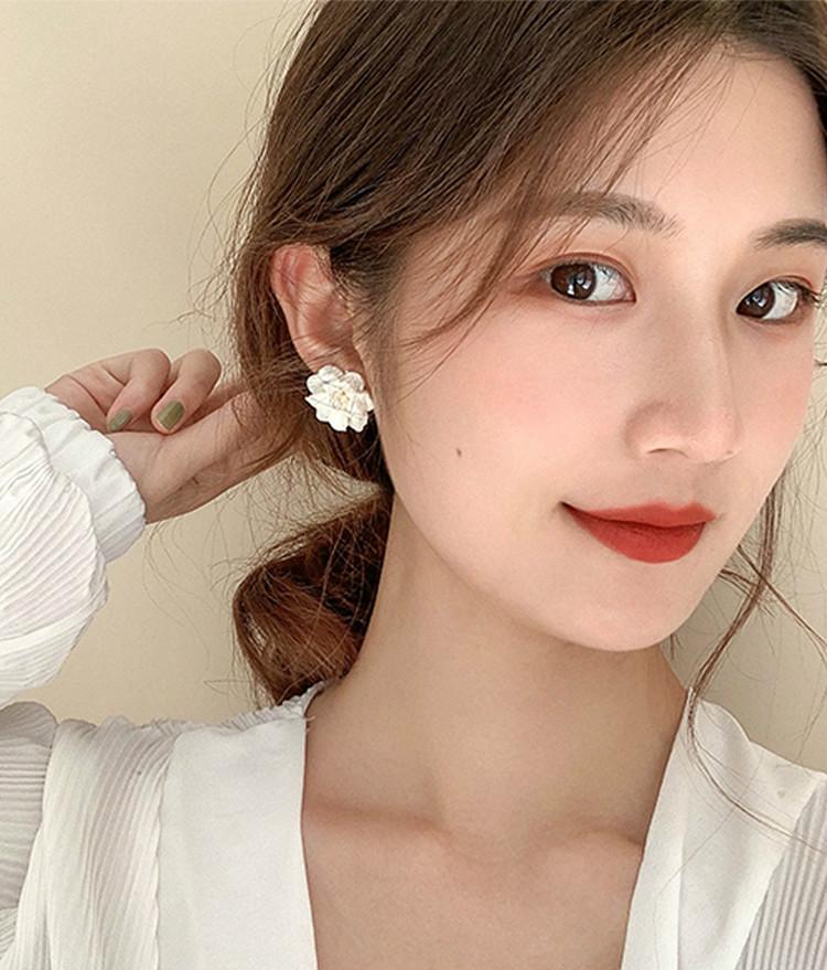 Đôi Khuyên Tai Mạ Bạc 925 Hình Hoa Trà Xinh Xắn Cho Nữ