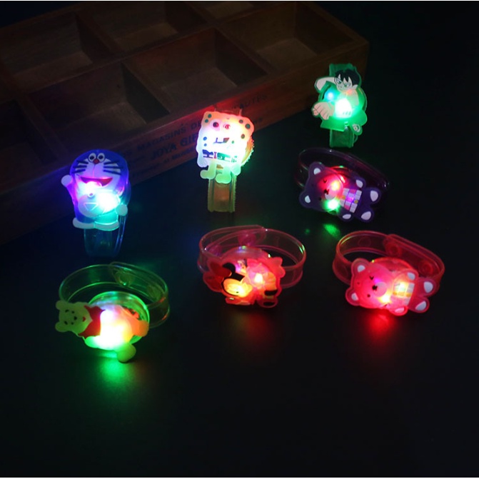 Đồng hồ phát sáng vòng đeo tay dây đeo tay hoạt hình dây đeo tay trẻ em long lanh vòng tay giáng sinh halloween