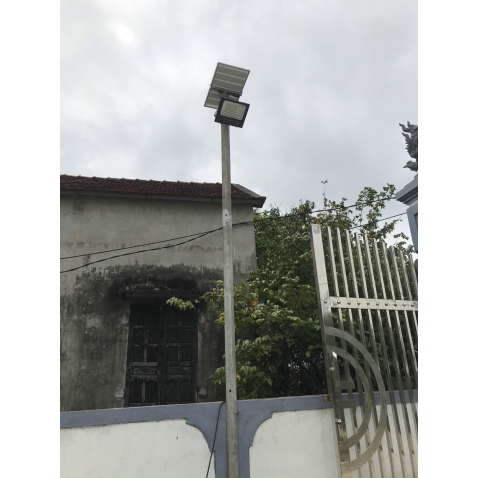 Đèn năng lượng mặt trời 200w trang trí sân vườn. Chính Hãng Tiết Kiệm Điện tuổi thọ 10 năm, Chống nước IP67