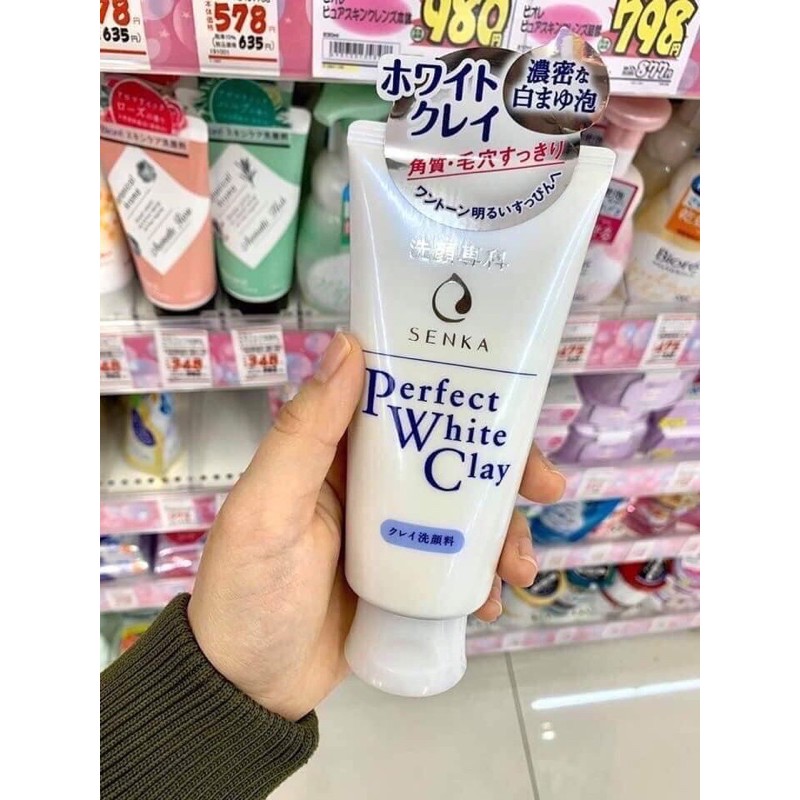 Sữa rửa mặt Perfect Whip Senka Nhật Bản 120g- màu trắng