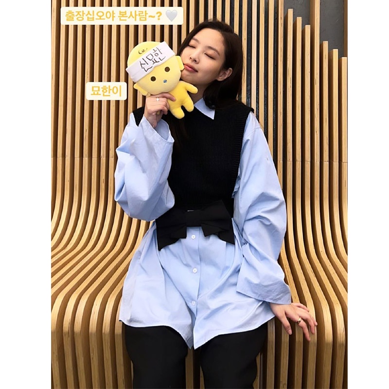 Blackpink Jennie Set Áo Sơ Mi Tay Dài Dáng Rộng Màu Đen + Áo Vest Len Sát Nách Đính Nơ Màu Đen