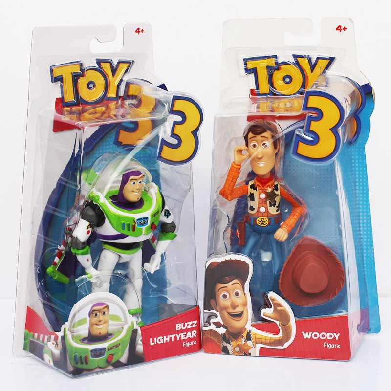 Mô hình nhân vật Buzz Lightyear và Woody trong phim Câu chuyện đồ chơi 3