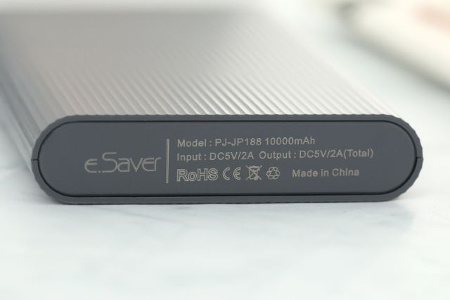 Pin sạc dự phòng Polymer 10.000 mAh Lightning eSaver PJ JP188 Xám chính hãng Esaver