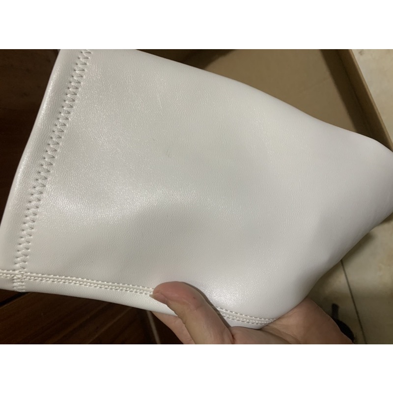 Thanh lý bốt đùi trắng mũi nhọn gót nhọn siêu sang chảnh size 36