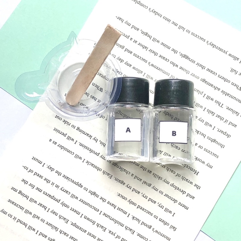 Keo làm ốp điện thoại tại nhà 20g, tặng kèm que khuấy và cốc đựng keo chỉ đủ dùng cho 1 ốp lưng