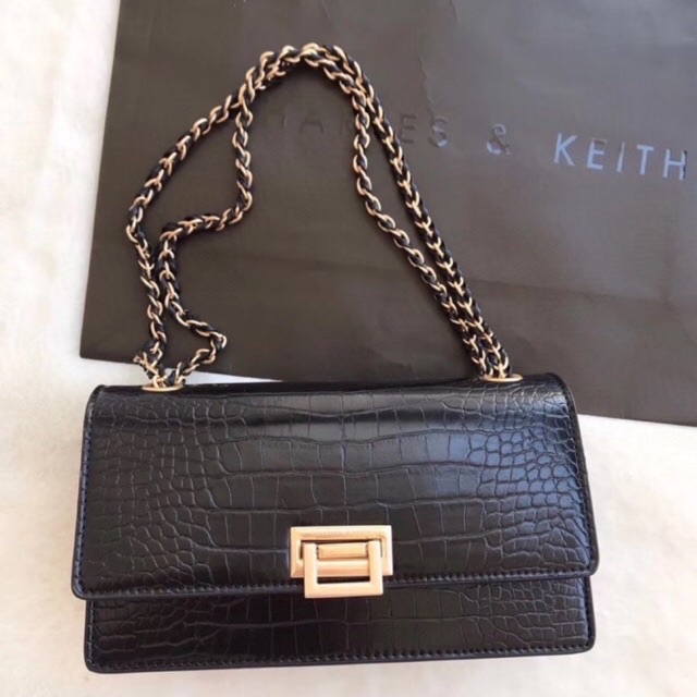 Tuui khoá gập ra rắn s22