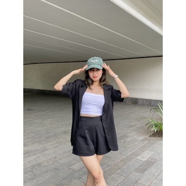 Set 2 món Áo vest, Blazer tay ngắn 1 lớp có đệm vai và quần short