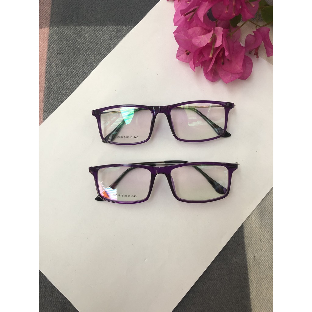 Kính gọng nam và nữ