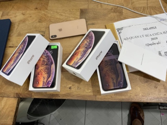 Điện thoại Iphone XS Max 64Gb,Máy chính hãng.Nguyên zin100%.Bản quốc tế.