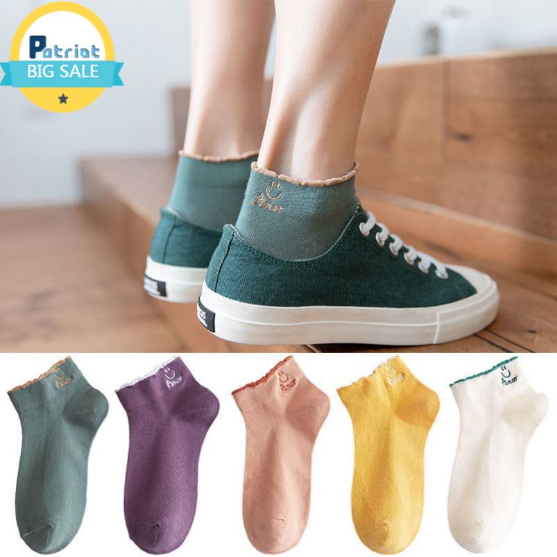 Đôi tất ngắn chống trượt in hình mặt cười dễ thương